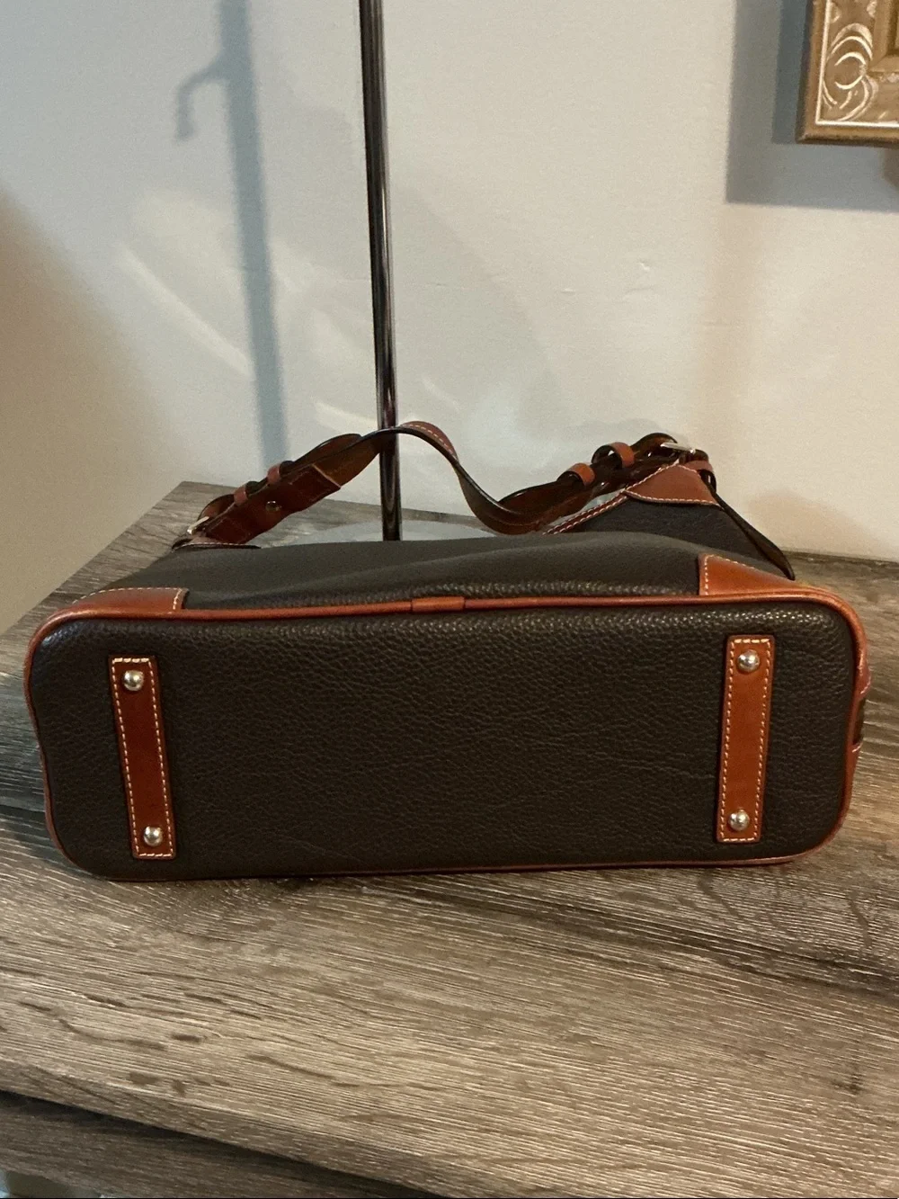 Dooney & Bourke Pebble Grain Leather Hobo Shoulder Bag Brown with Tan Trim EUC